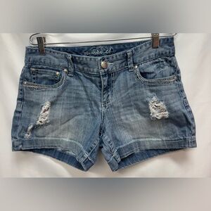 Maurices Denim Distressed Shorts Size 9/10